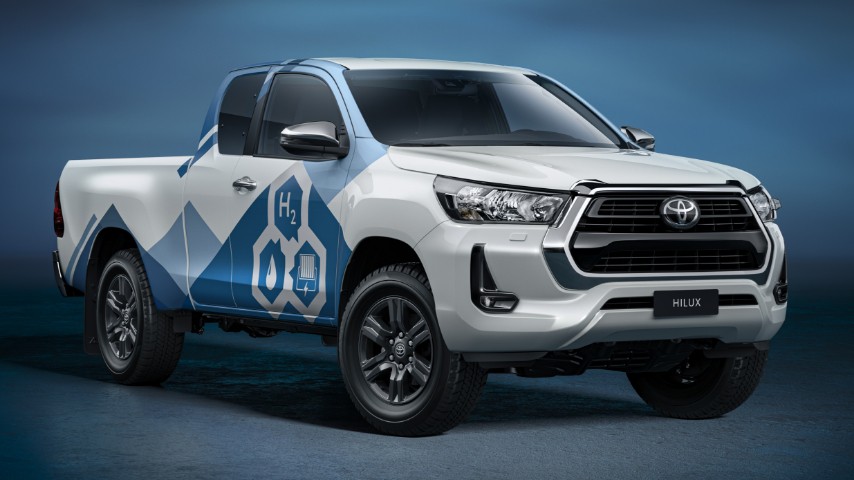 Hilux - Bezemisyjny pick-up z elektrycznym napędem na ogniwa paliwowe